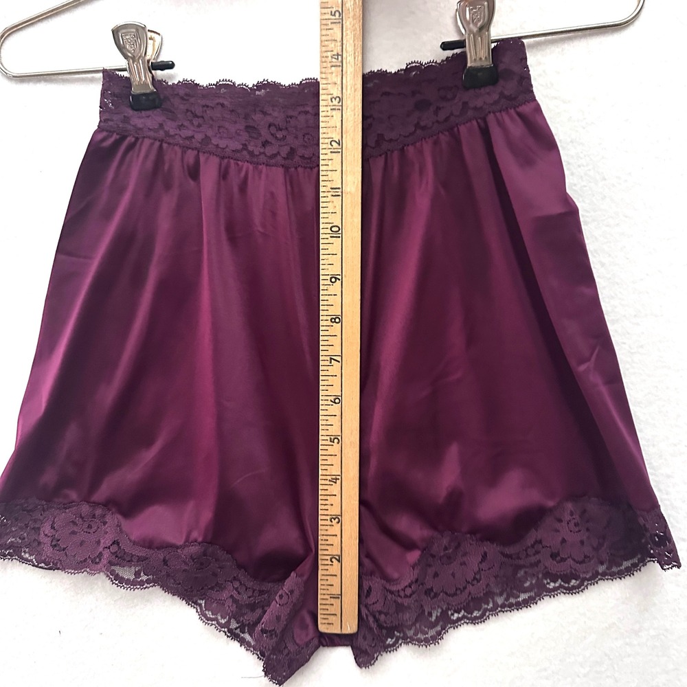 Vintage Vassarette Lace Bra 32C Tap Shorts Sz 4 Set Plum Purple Burgundy Wine - Picture 4 of 10